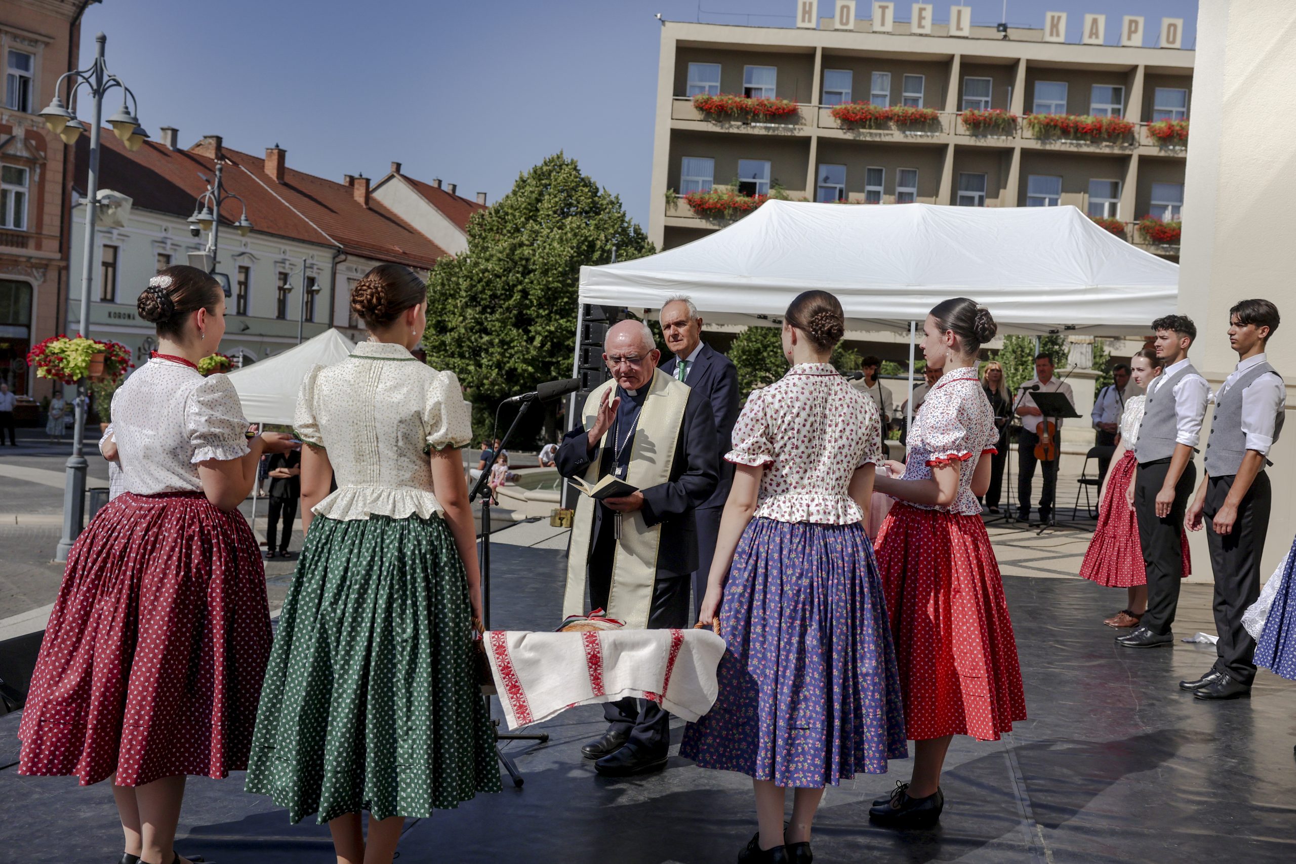 Szita Károly: a jövő nem épülhet hauzugságra!